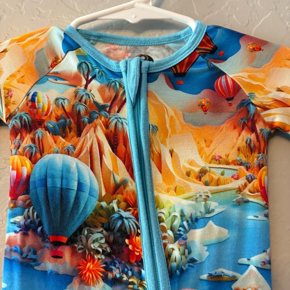 Day & Night bamboo blue hot air balloon print convertible footie pajamas 3-6 mon